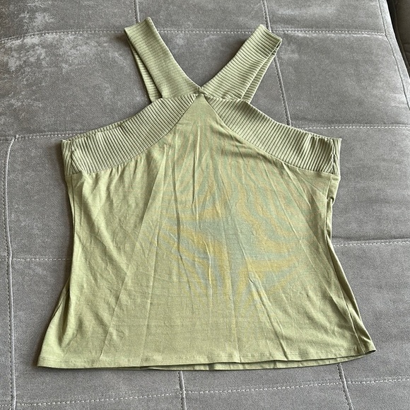 INC International Concepts Asymmetrical Ribbed Green Tank Top - Picture 3 of 6